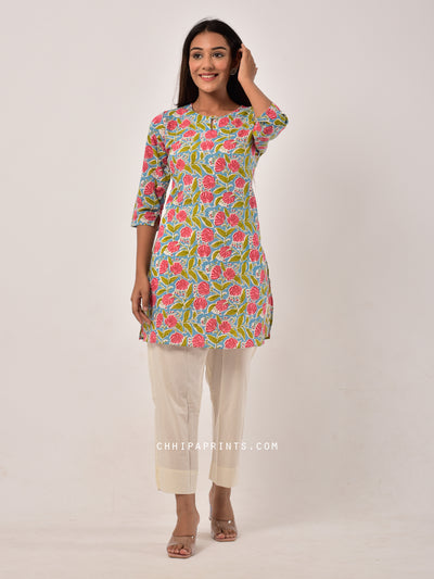 Cotton Floral Print Tunic in Firozi