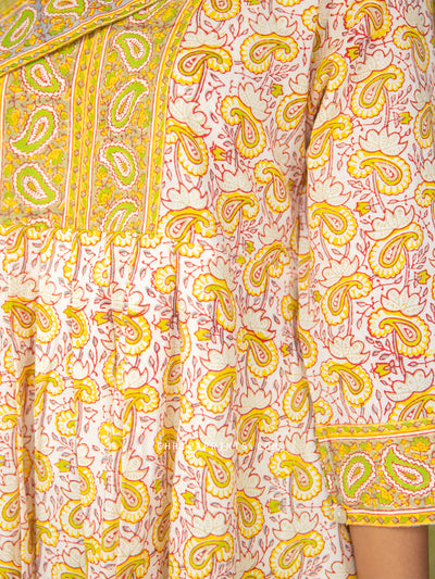 Cotton Paisley Print Border Yoke Pleate Kurta Suit Set