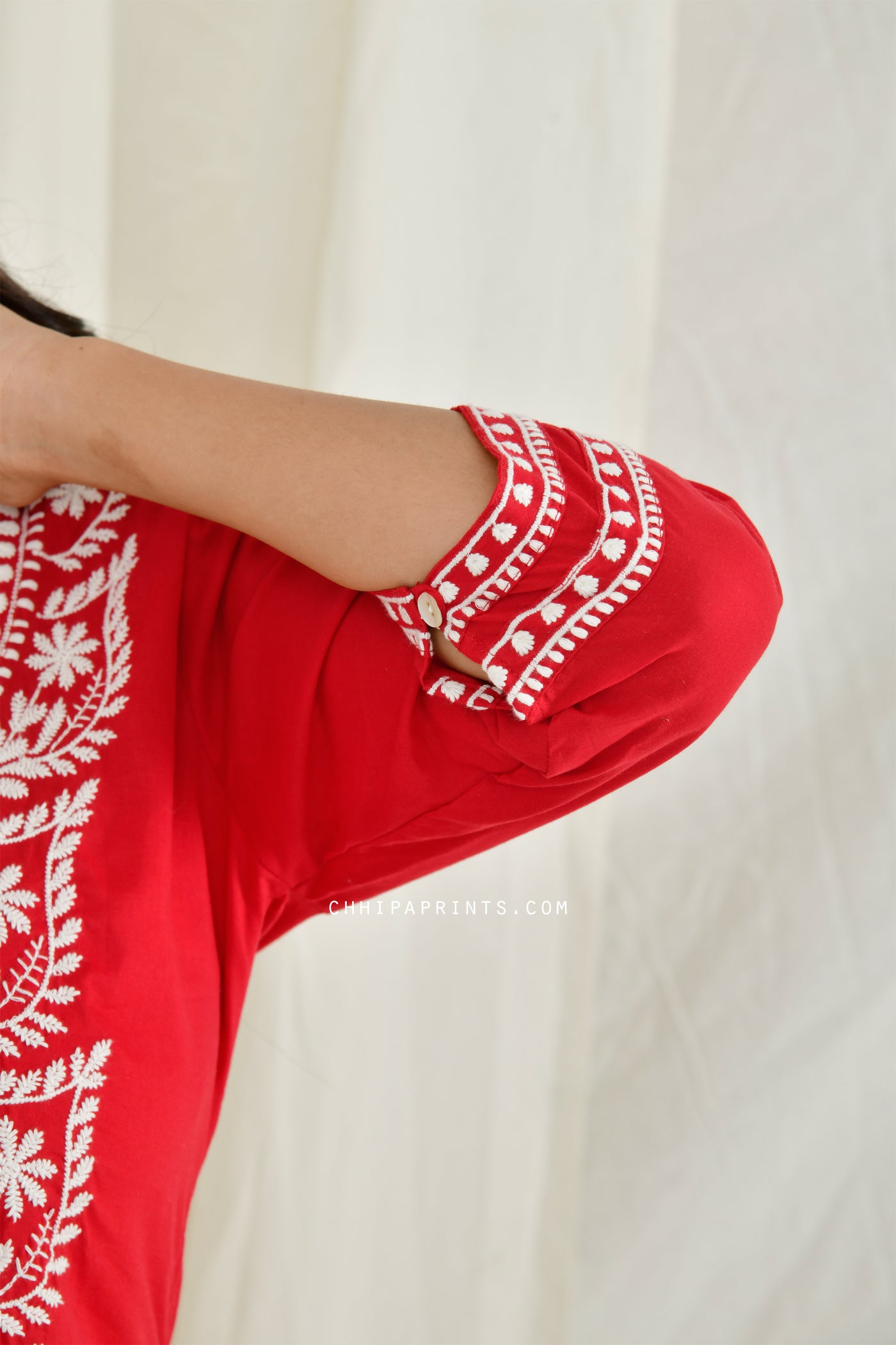 Cotton Chikankari Embroidery Kurta in Red