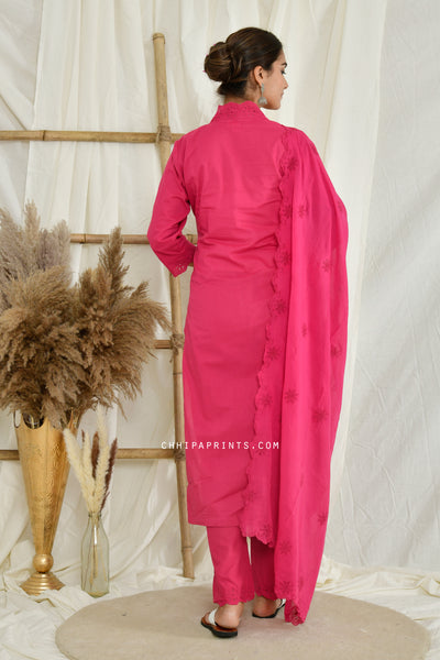 Cotton V Neck Cutwork Embroidery Suit Set in Sangaria