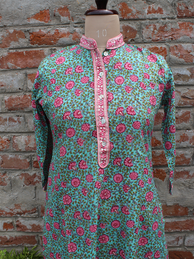 Pure Cotton Women Kurta Sea Green Floral Jaal